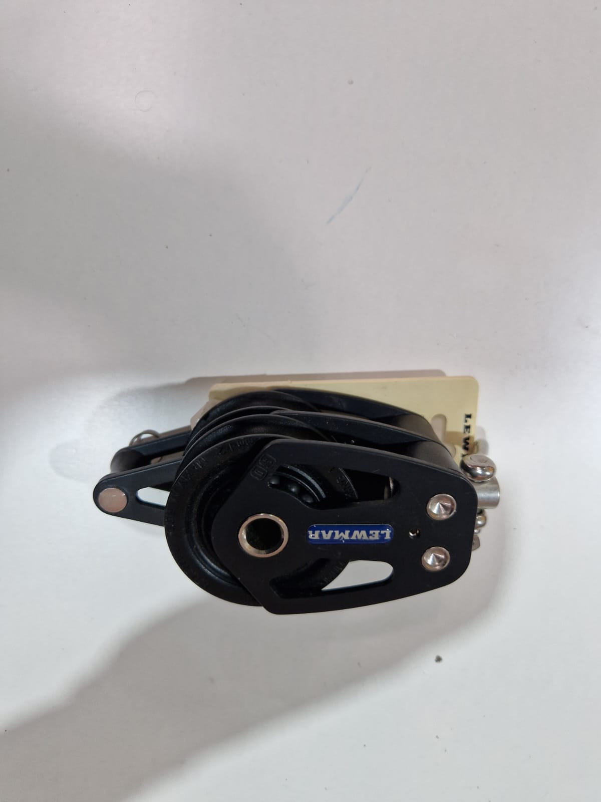 Lewmar HTX 60 mm dvigubas blokas su beketu