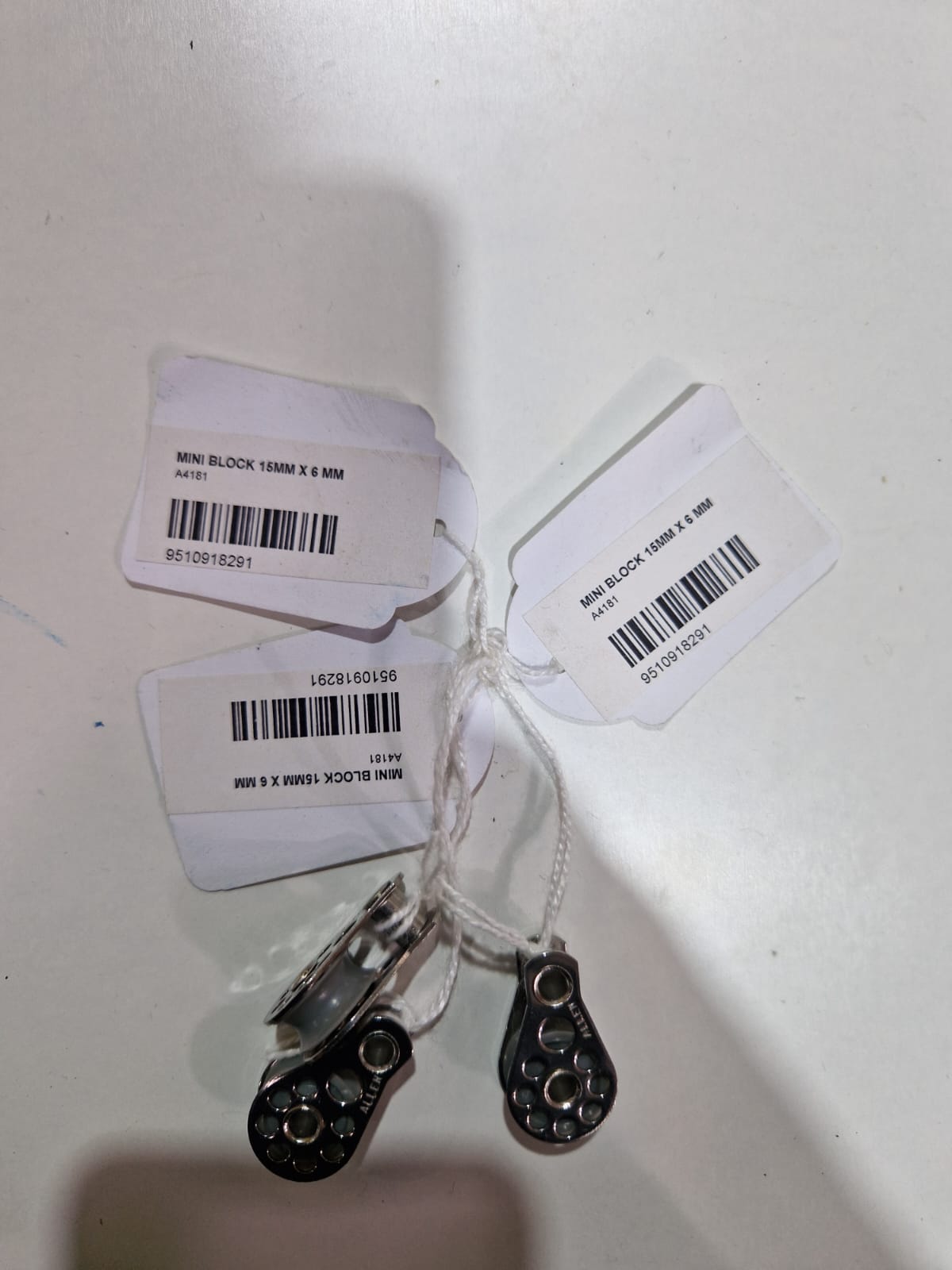 Mini blokas 15x6 mm