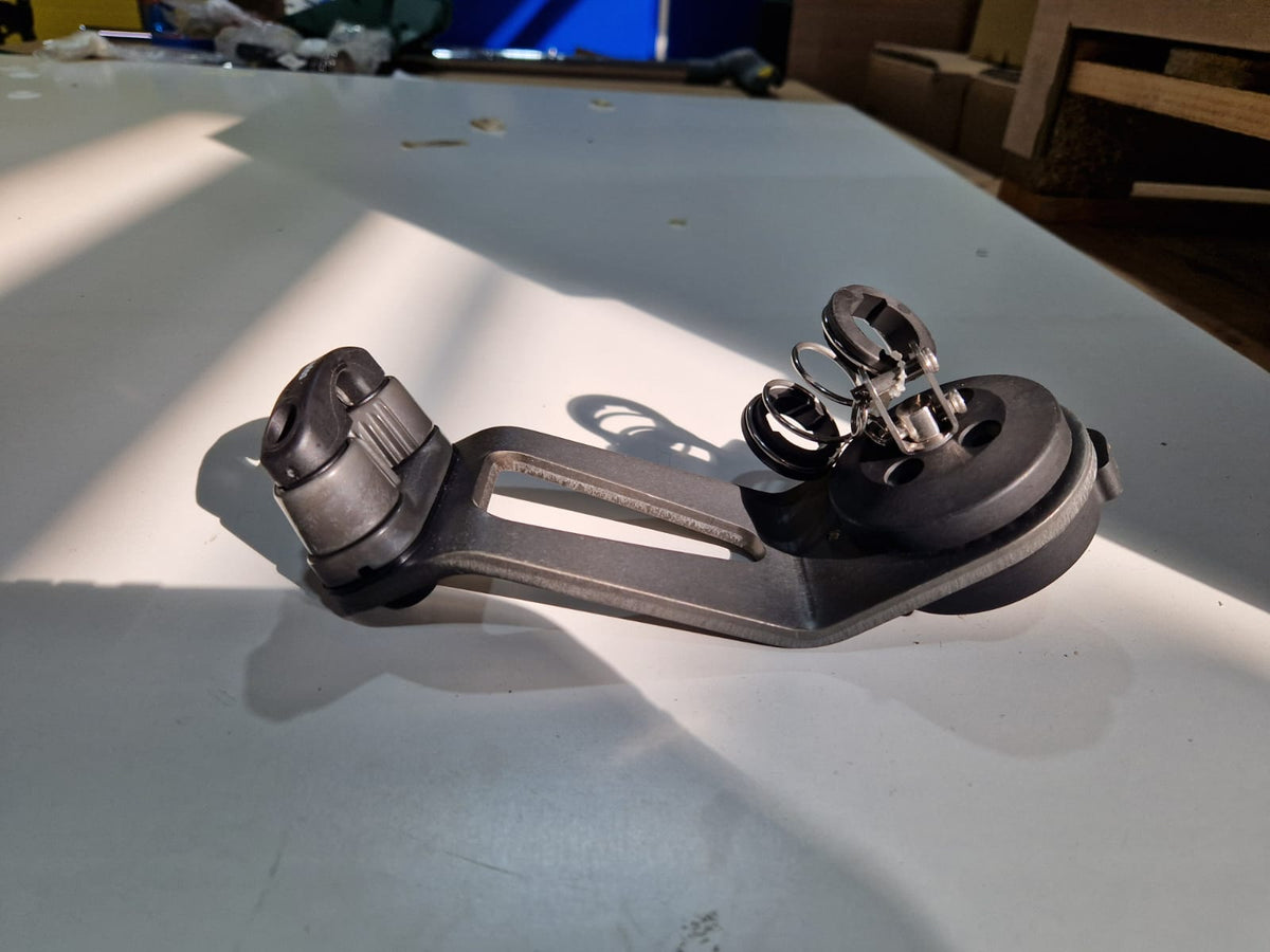 Lewmar MK2 sukamas kumštelio pagrindas 60/80 mm