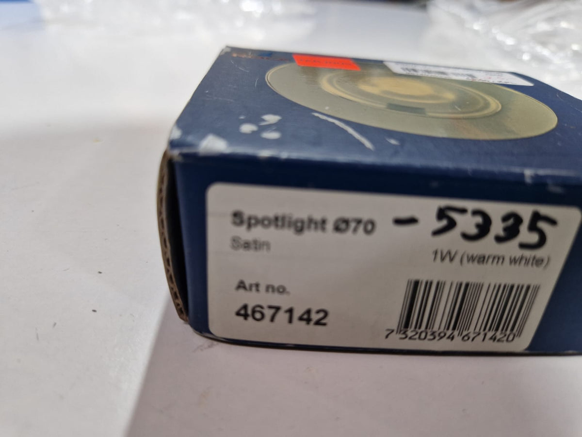 Kryptinis šviestuvas 467142