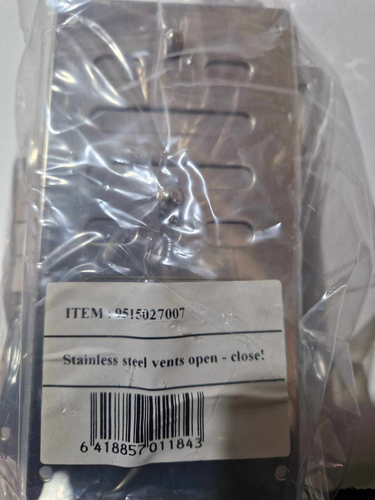 Nerūdijantis ventiliacijos anga