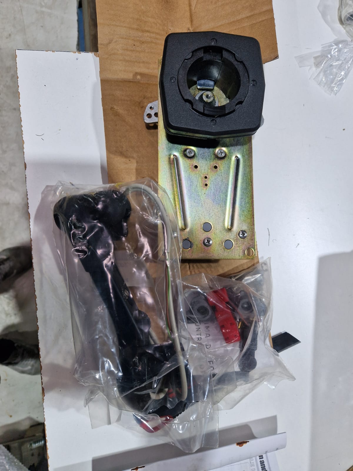 Ultraflex B183 valdymo svirtis