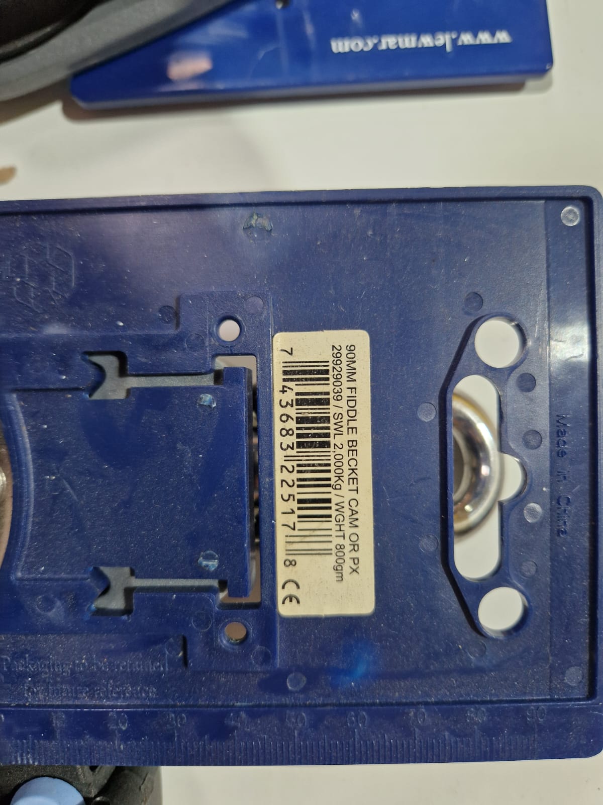Lewmar 90 mm fiddle blokas su beketu ir kumšteliu