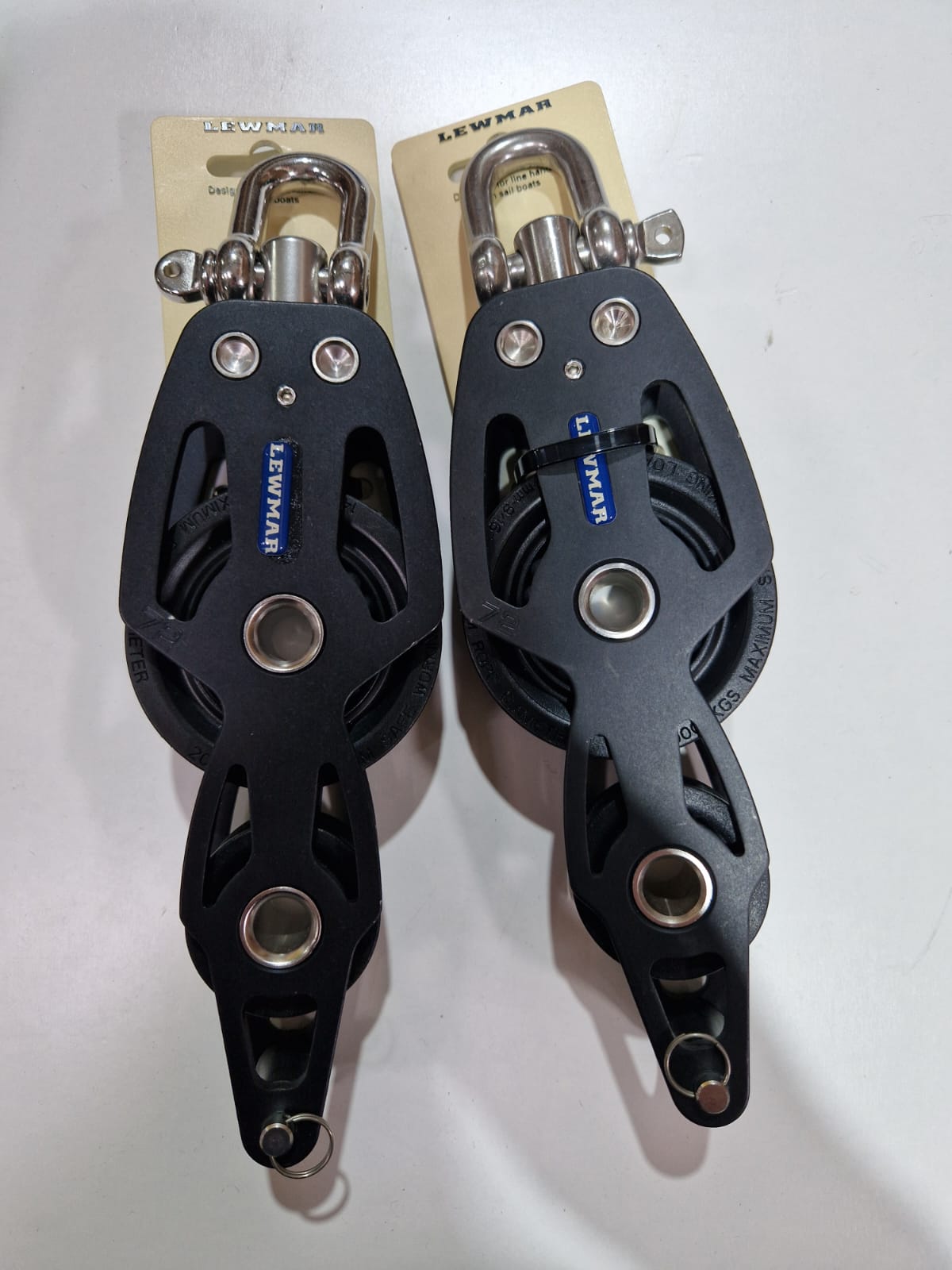 Lewmar HTX 72 mm fiddle blokas su beketu