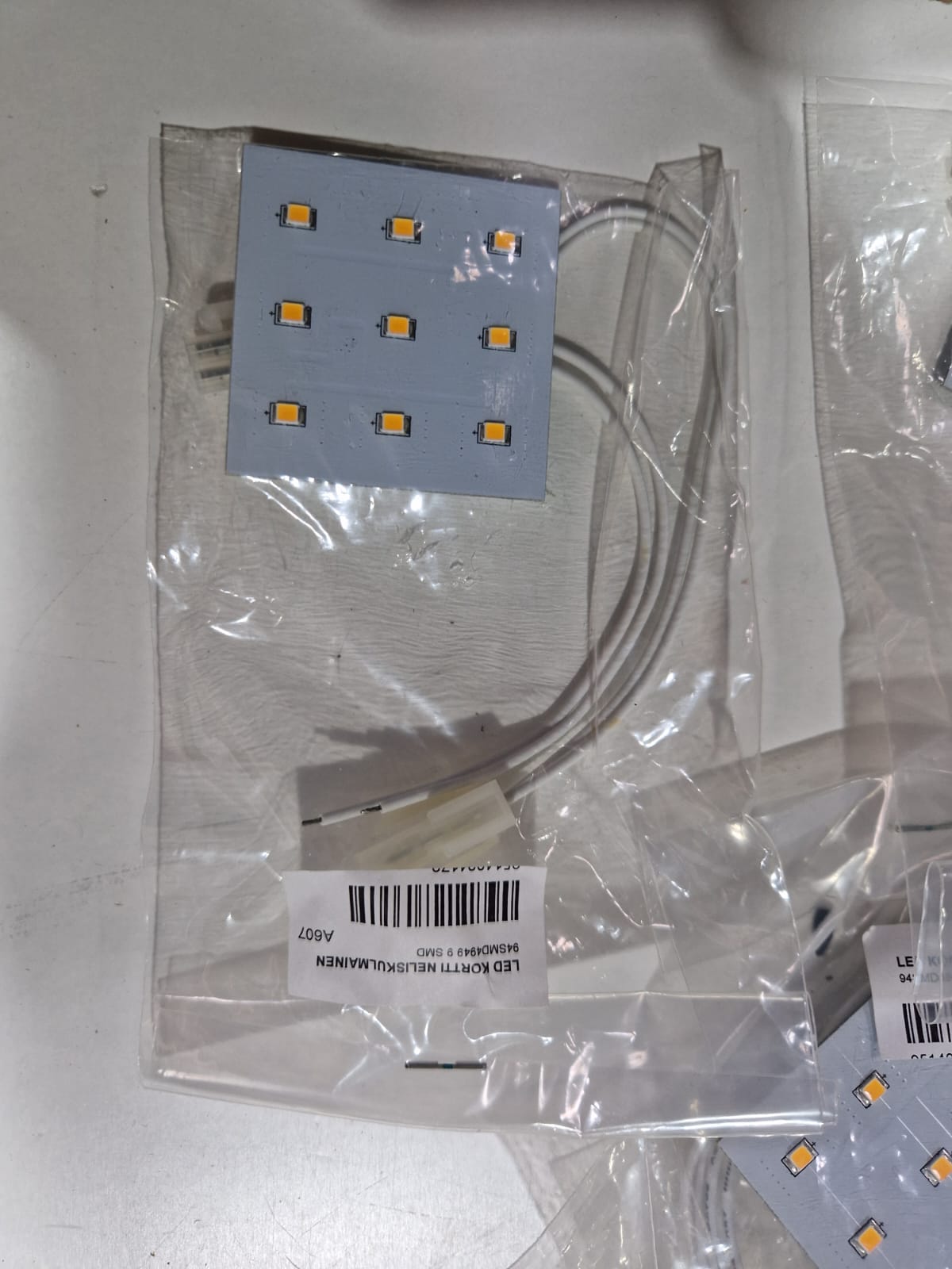 LED lemputė 94SMD4949 9 SMD